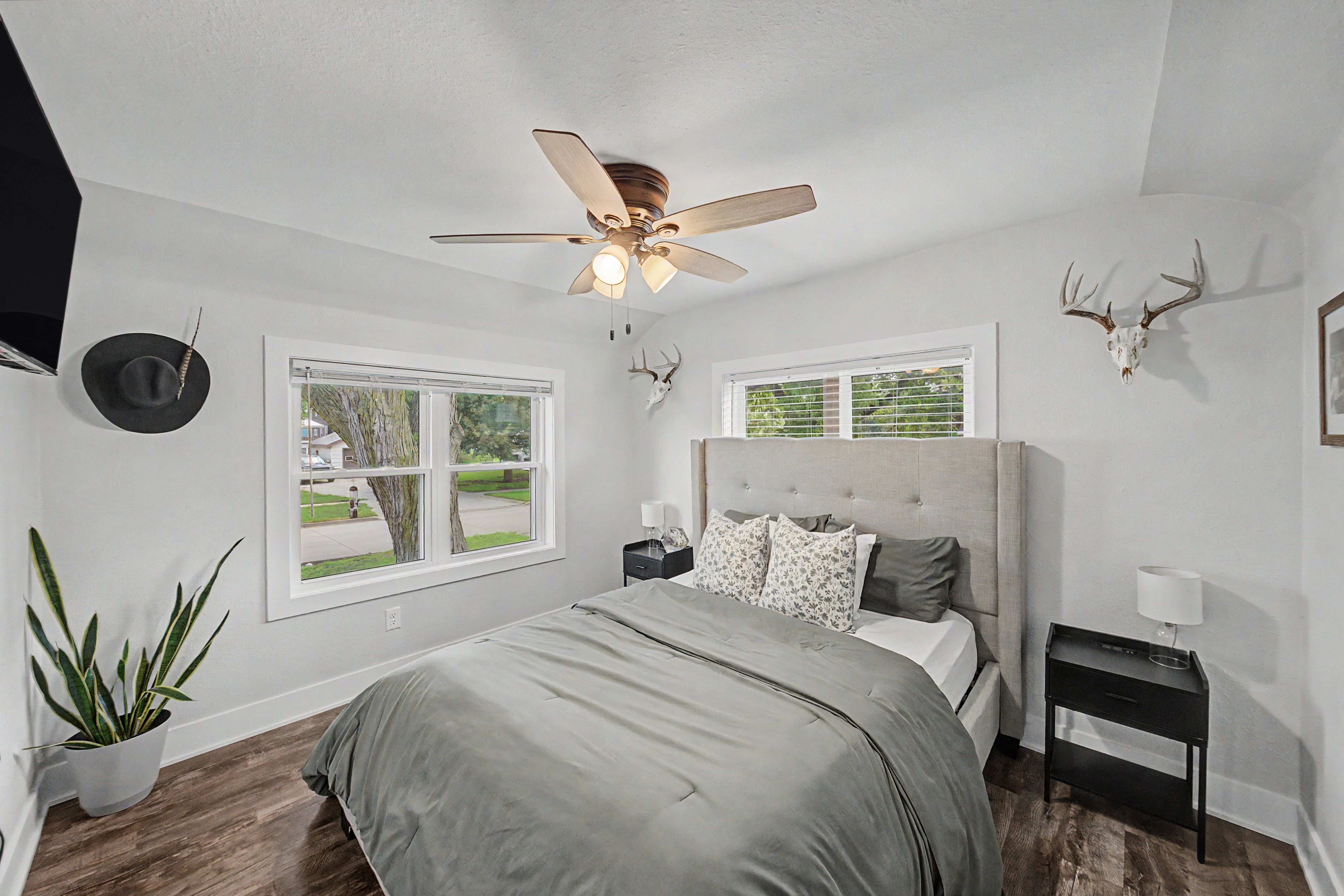 Listing Photo: 406 W Boston Ave, Indianola, IA 50125-13